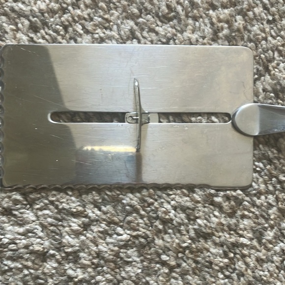 Fuller Brush Company Nostalgia Cake Slicer Server #172 Serve The Perfect Slice! - Picture 6 of 6